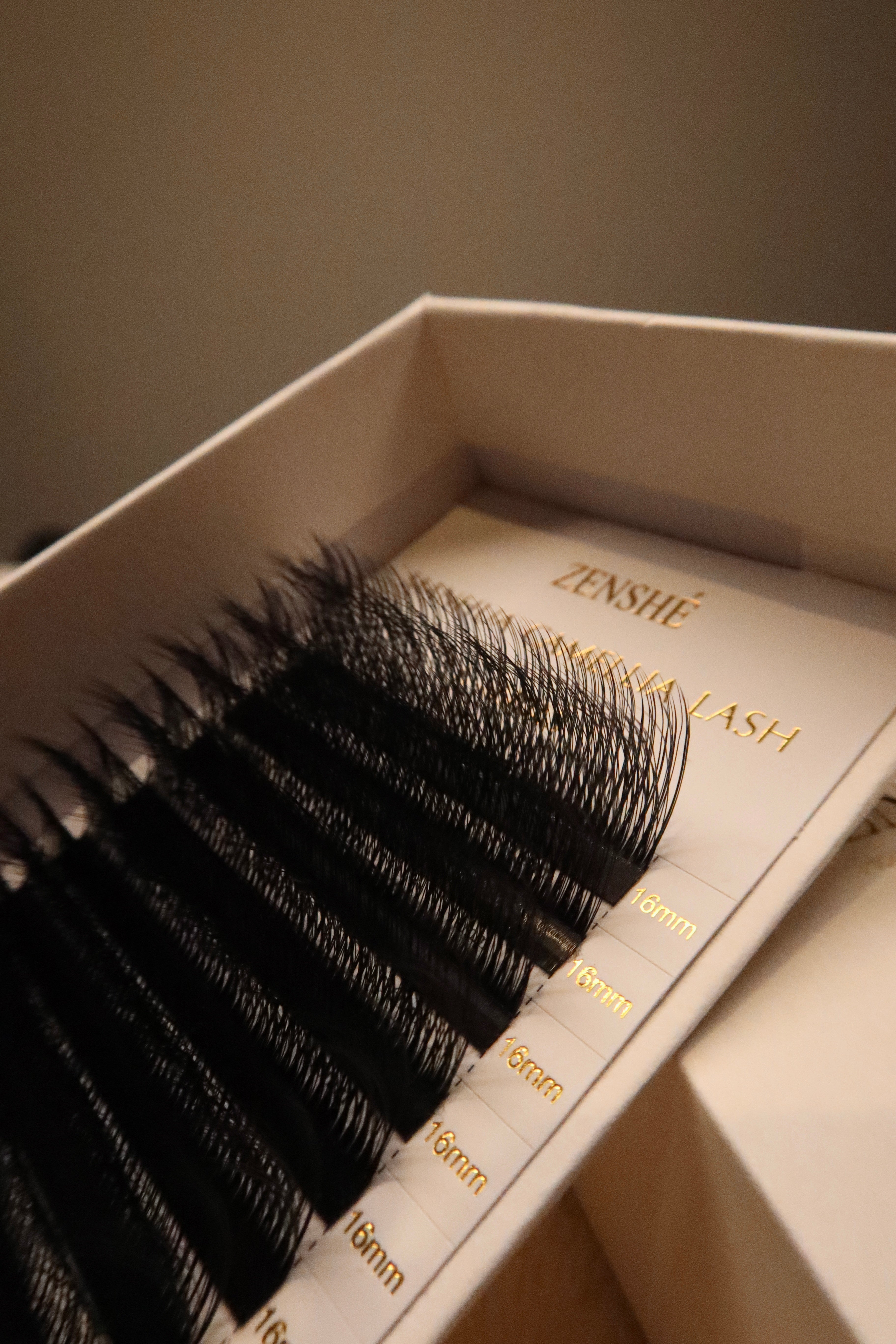 *NEW* LC Multi-layer Fan (Mix Tray)